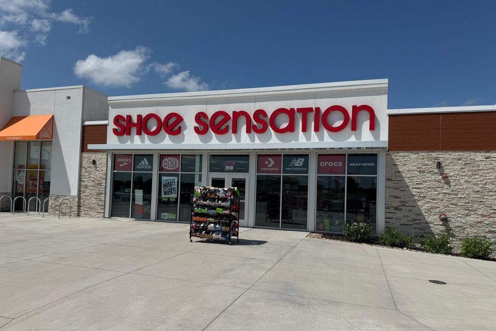 Shoe Sensation Signage